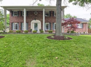 131 Country Creek Ct, Ballwin, MO
