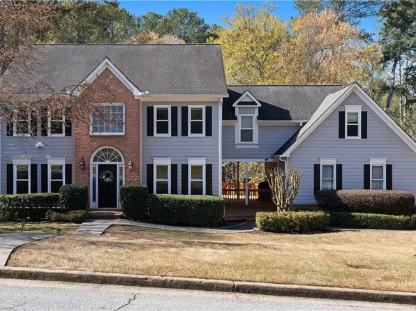 2457 Roseberry Ln, Grayson, GA 30017