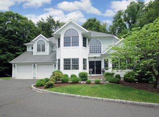 3 Newtown Ct, Norwalk, CT 06851