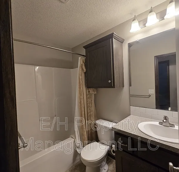 5903 N Millsboro St — Photo 24