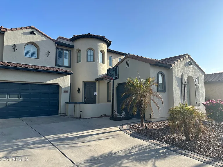 419 W Balsam Dr — Photo 3