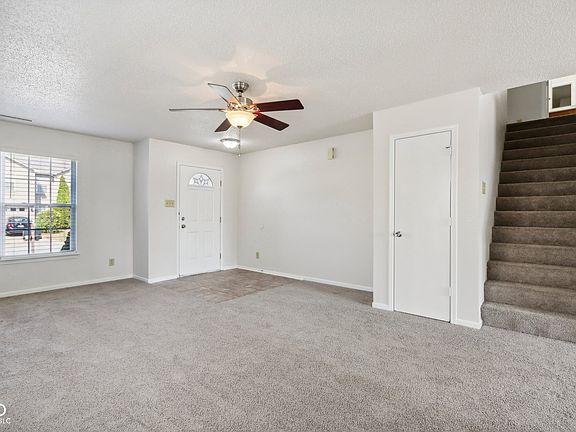 5th image of 10831 Parker Dr