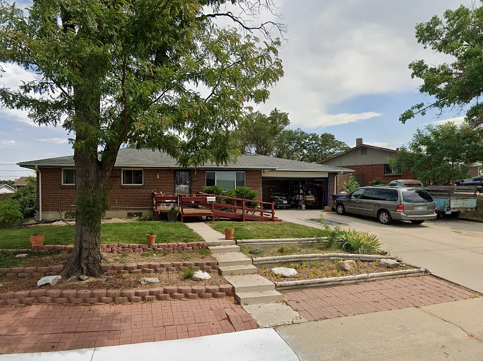 8280 Louise Dr #B