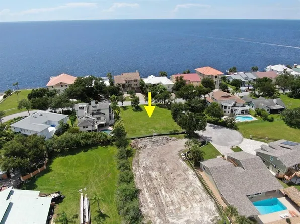 W Shore Dr #55, New Pt Richey, FL 34652
