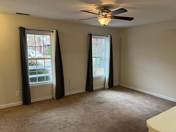 3rd image of 9336 Edington Dr