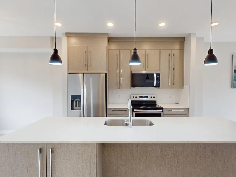 410 Cornerstone Mnr NE — Photo 4