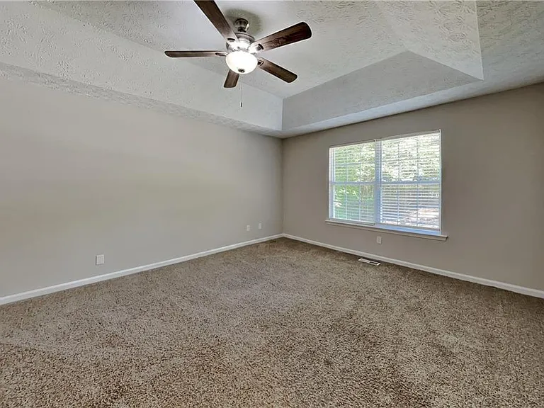 460 Highlander Way — Photo 7