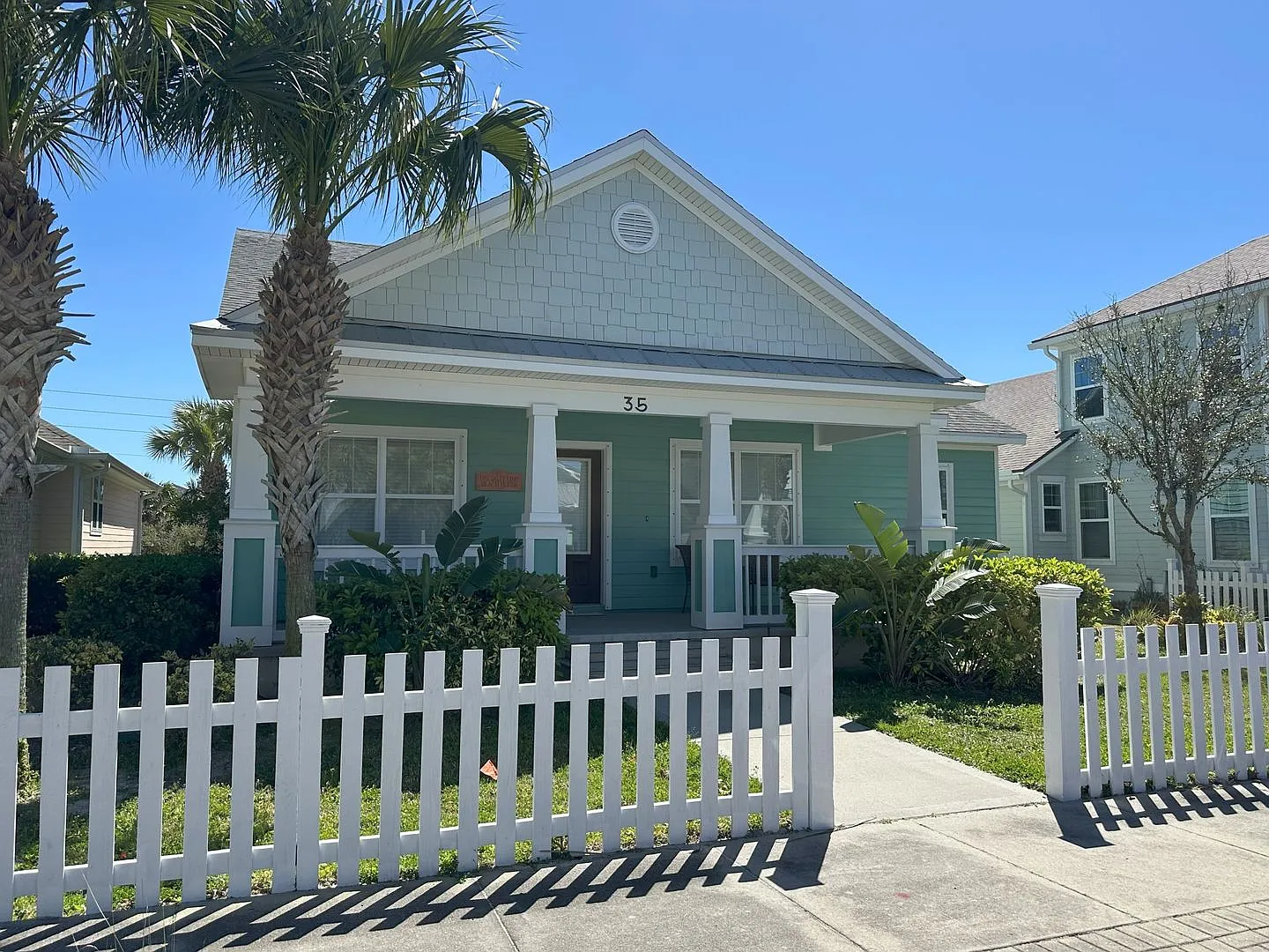 The Salty Lime Beach House at Beach Haven — Photo 1