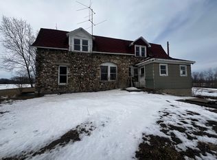 38126 72nd Ave #B, Decatur, MI 49045