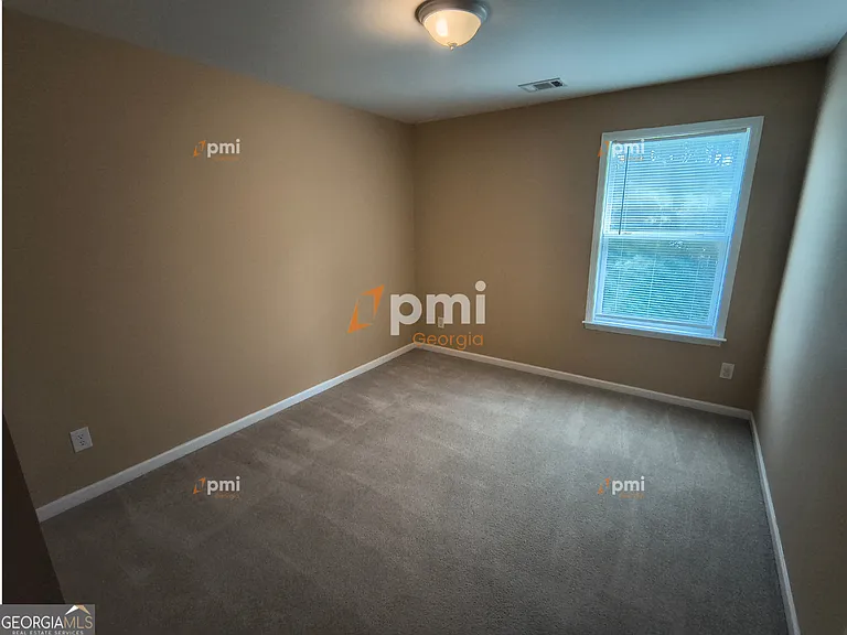 350 Fairmont Way — Photo 10