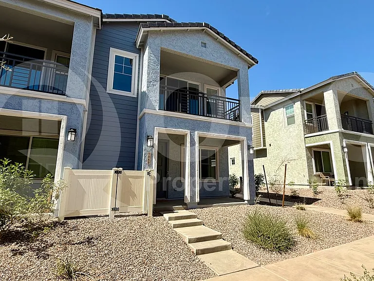 8149 E Petunia Ave #1065 — Photo 2