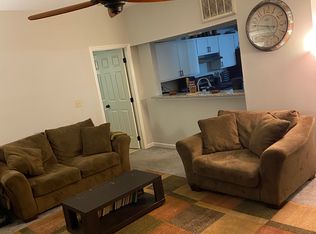 6111 Sunpointe Dr #10, Raleigh, NC 27606