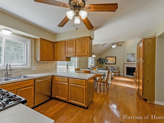 5th image of 2700 Rolling Meadows Dr