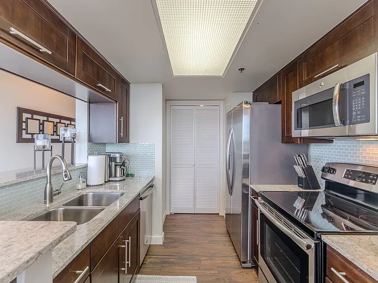 3525 Sage Rd #1016 — Photo 29