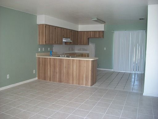 1st image of 4603 SW 8th Pl APT 1