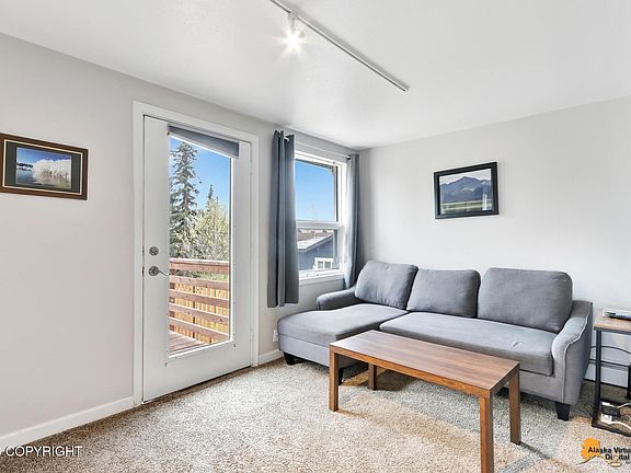 4th image of 1310 Chance Ct