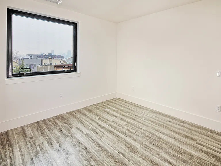 391 Palisade Ave #404 — Photo 9