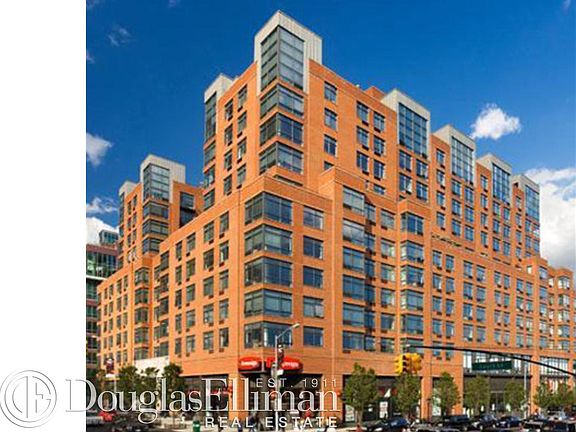3rd image of 125 Court St APT 9NI