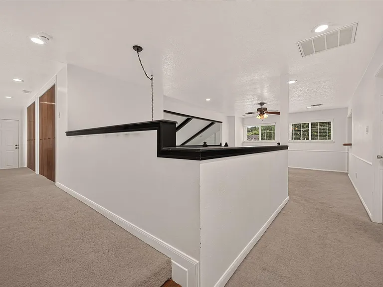 12619 Chriswood Dr — Photo 29