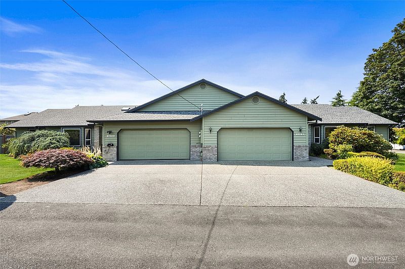 4th image of 8228 226th Street SW #A/B