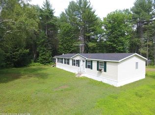 542 Elm St, Mercer, ME 04957
