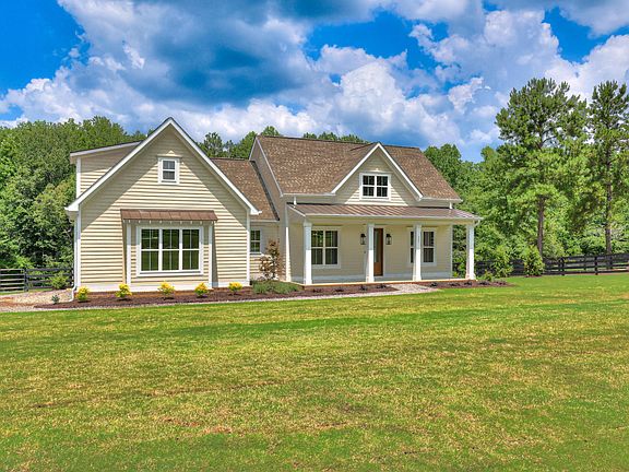 2nd image of 867 Lauren Cir