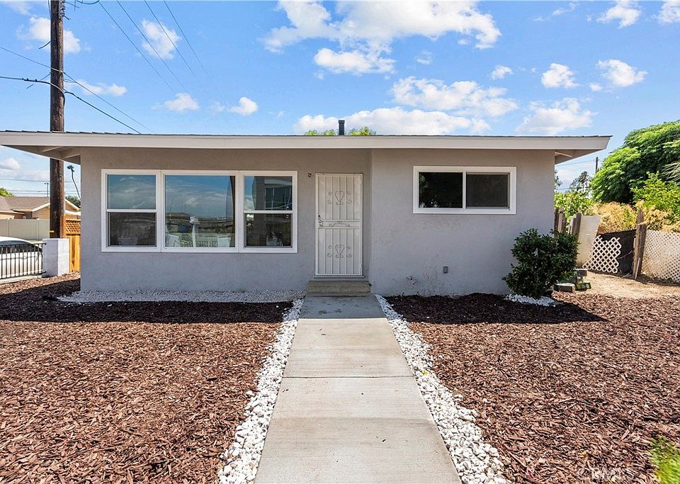 924 E 3rd St Corona CA 92879 Zillow