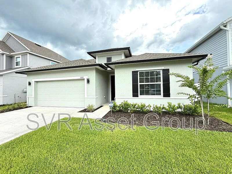 4 bed, 2.0 bath, 2121 sqft, $2,199 — Photo 2