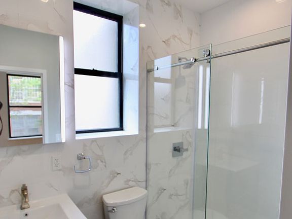5th image of 47-03 47th St Unit 3D