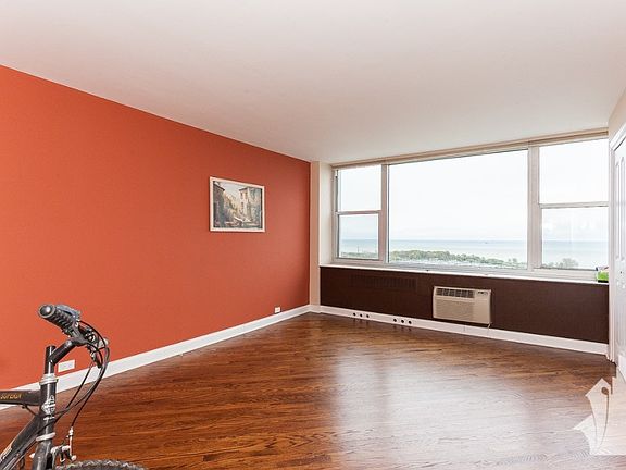 2nd image of 4252 N Marine Dr #2202