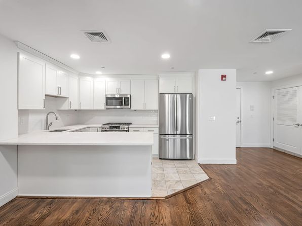30 Jefferson Ave #C