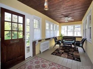 2 Chestnut St, Garden City, NY 11530