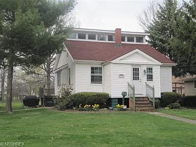 14811 Summit Ave photo 1
