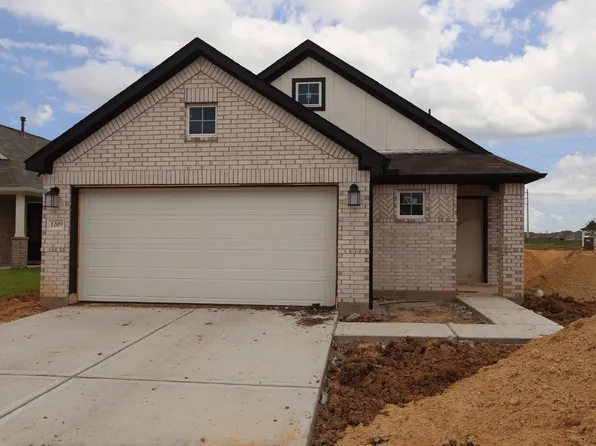 1209 Sacred Light Ln, La Marque, TX 77568
