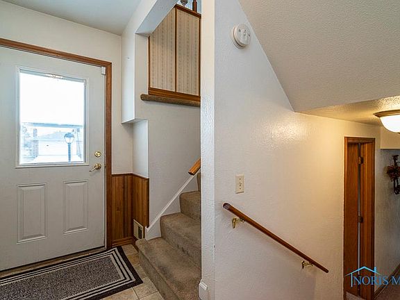 5th image of 2859 Iroquois Dr