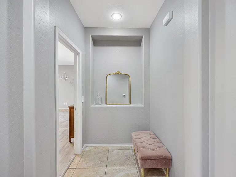 736 E Gold Dust Way — Photo 17