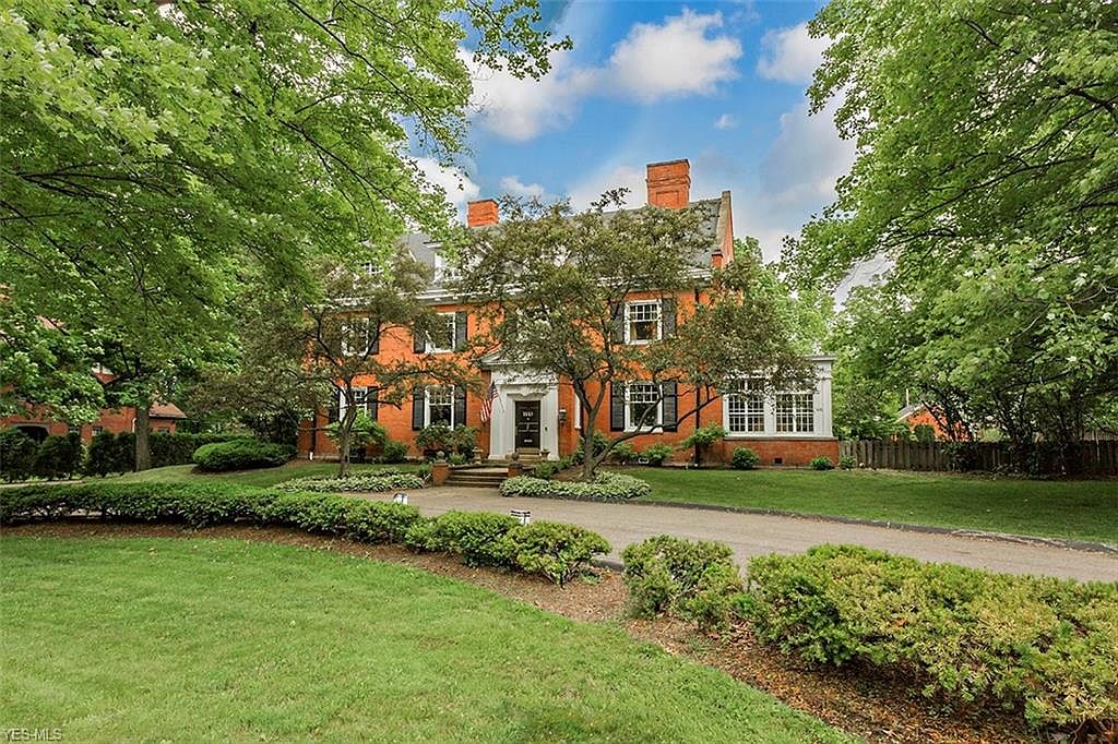 1835 N Park Blvd Cleveland Heights Oh 44106 Mls 4189355 Zillow - Cleveland Home And Garden Show 2020 Parking 1835 N Park Blvd Cleveland Heights Oh 44106 Mls 4189355 Zillow - Cleveland Home And Garden Show 2020 Parking