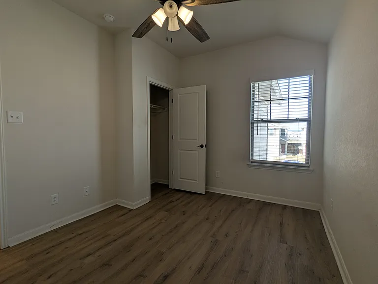 7613 Agave Bnd #101 — Photo 10
