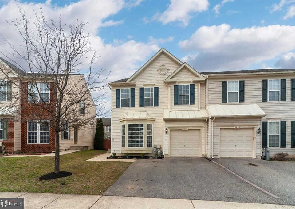 1st image of 2416 Knapps Way