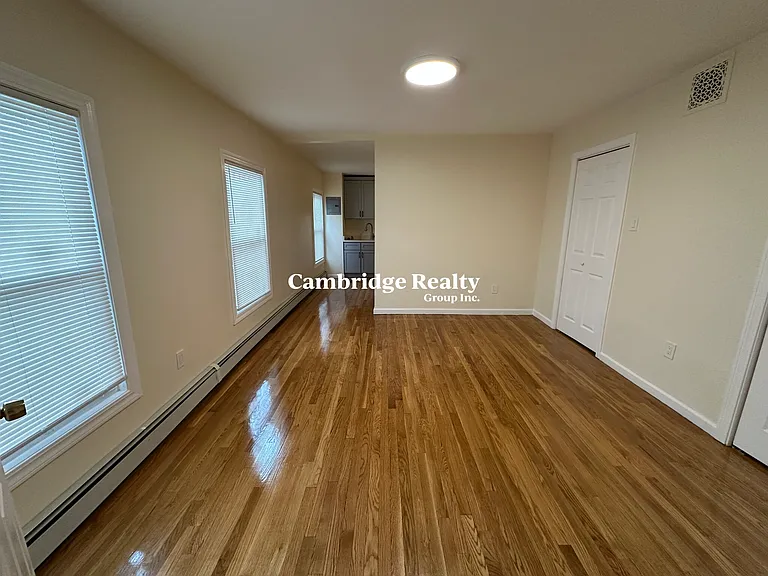 387 Somerville Ave #2 — Photo 5
