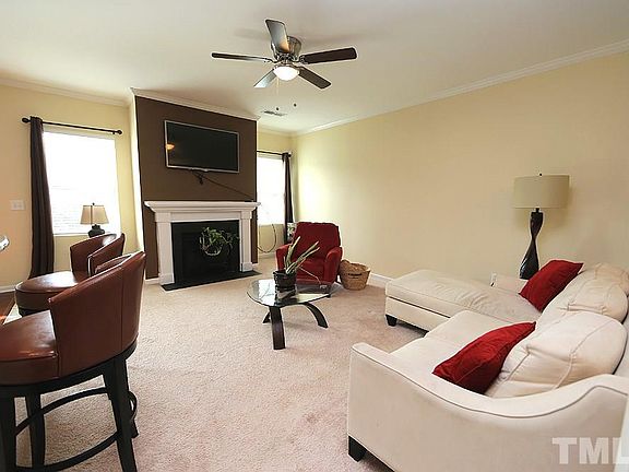 3rd image of 2212 Tanners Mill Dr