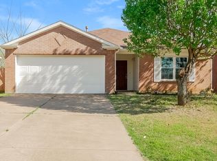 3313 Teasbend Ct, Denton, TX 76210