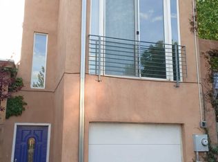 403 Ridge Cir NE, Albuquerque, NM 87106