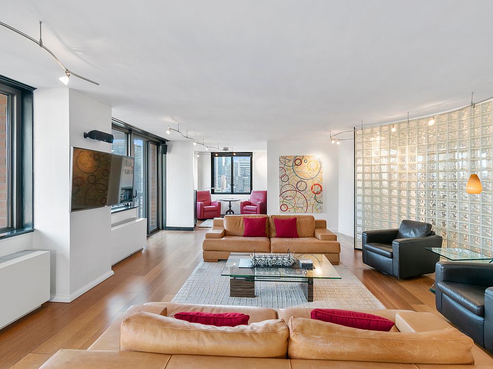 1st image of 300 E 54th St #20KL