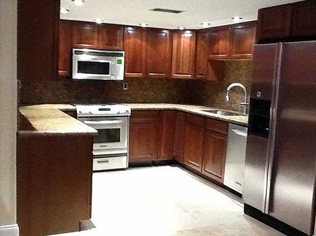 1st image of 3007 NE 183rd Ln
