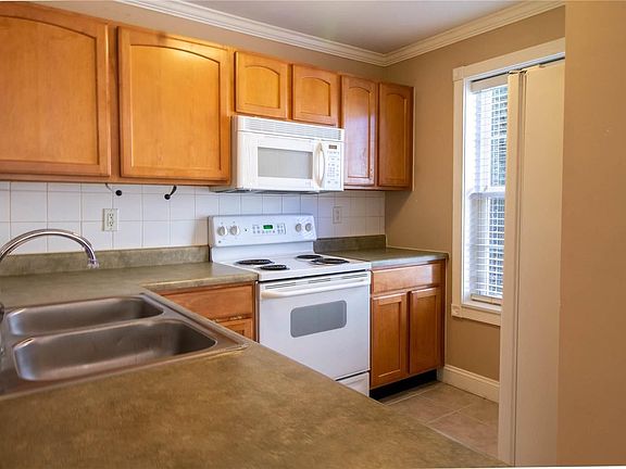 2nd image of 1109 Arbor Creek Dr APT 1C