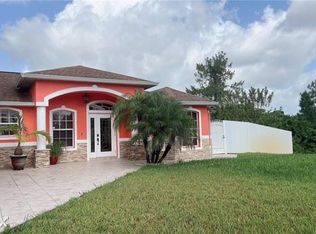1305 Venice Ave N, Lehigh Acres, FL 33971
