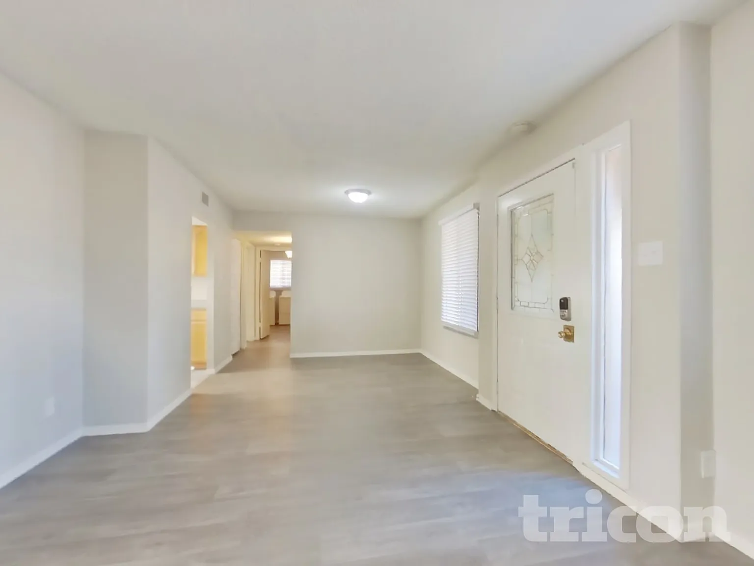 15614 N 55th Avenue Glendale AZ — Photo 2