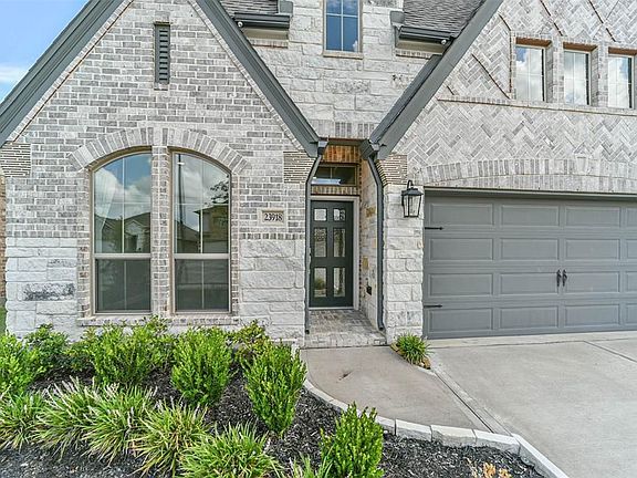 4th image of 23918 Cedar Glade Ln