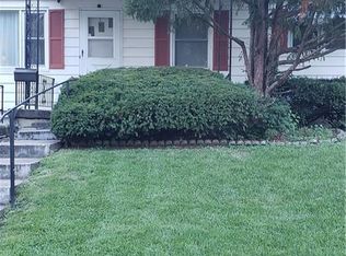 977 S 18th St, Decatur, IL 62521